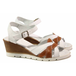 Анатомични сандали с актуален дизайн, платформа, естествена кожа / Ани 202-96199 бял-антик