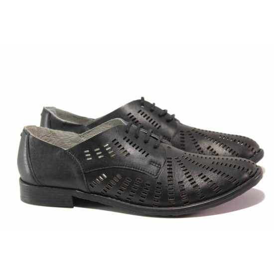 Анатомични български равни обувки с прфорация, естествена кожа, връзки / Ани 51301 черен