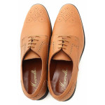 Стилни мъжки обувки, български, естествена кожа с декоративни перфорации / МН Lewis св.кафяв