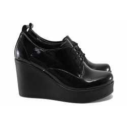 Анатомични дамски обувки, естествена кожа-лак, платформа, леки / МИ 1070-9 черен лак