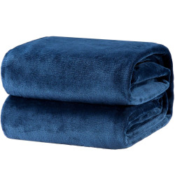 Пухкаво поларено одеяло в Синьо