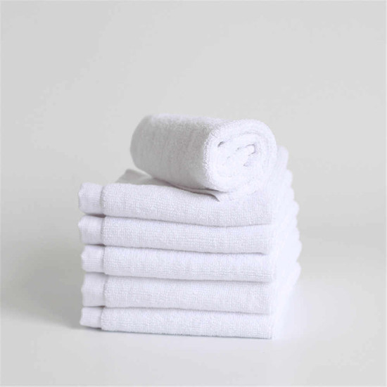 ПРОМО сет бели хавлиени кърпи за хотел