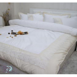 Луксозно спално бельо с дантела СИСИ бяло и шампанско
