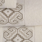 Хавлиена кърпа Embroidery 70/140 Екрю