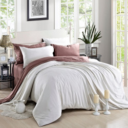 Двуцветно спално бельо от памучен сатен (бяло/цвят боровинка) от StyleZone