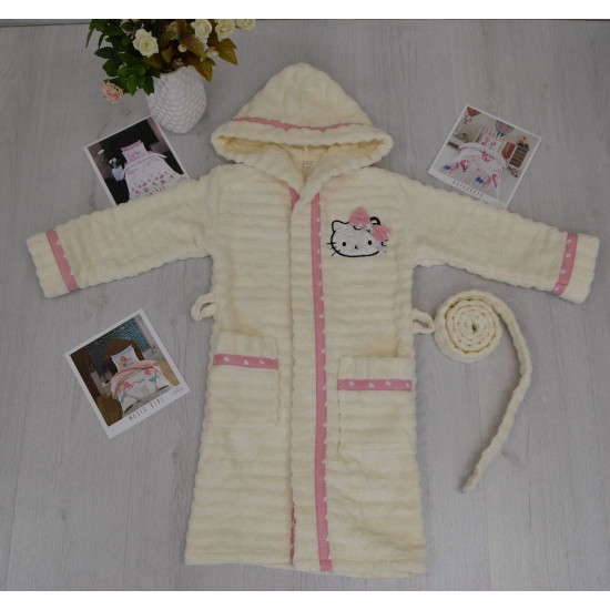 Детски хавлиен халат за момиче с бродерия - ЕКРЮ от StyleZone