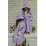 Детски хавлиен халат за момиче с бродерия - ЛИЛАВ от StyleZone