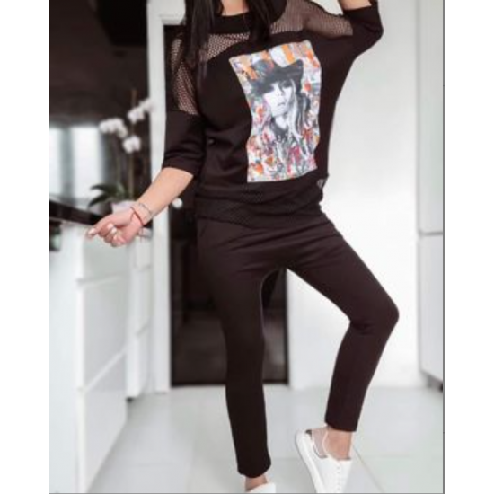 Комплект - черна блузка Pretty Face и спортен панталон